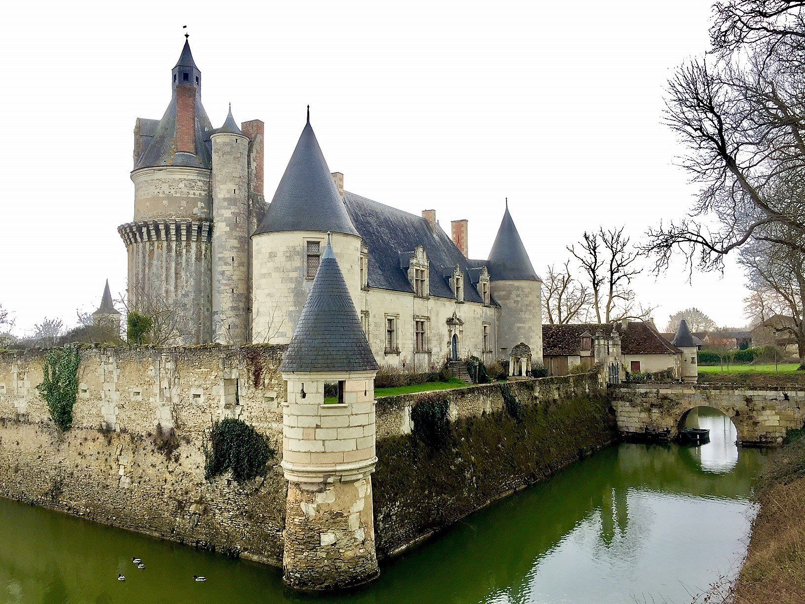 Mirebeau