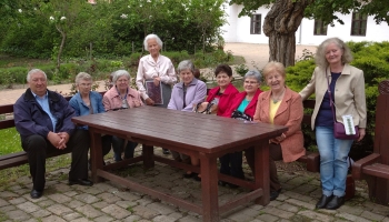 Jánoshalmi hímzőasszonyok kecskeméti látogatása