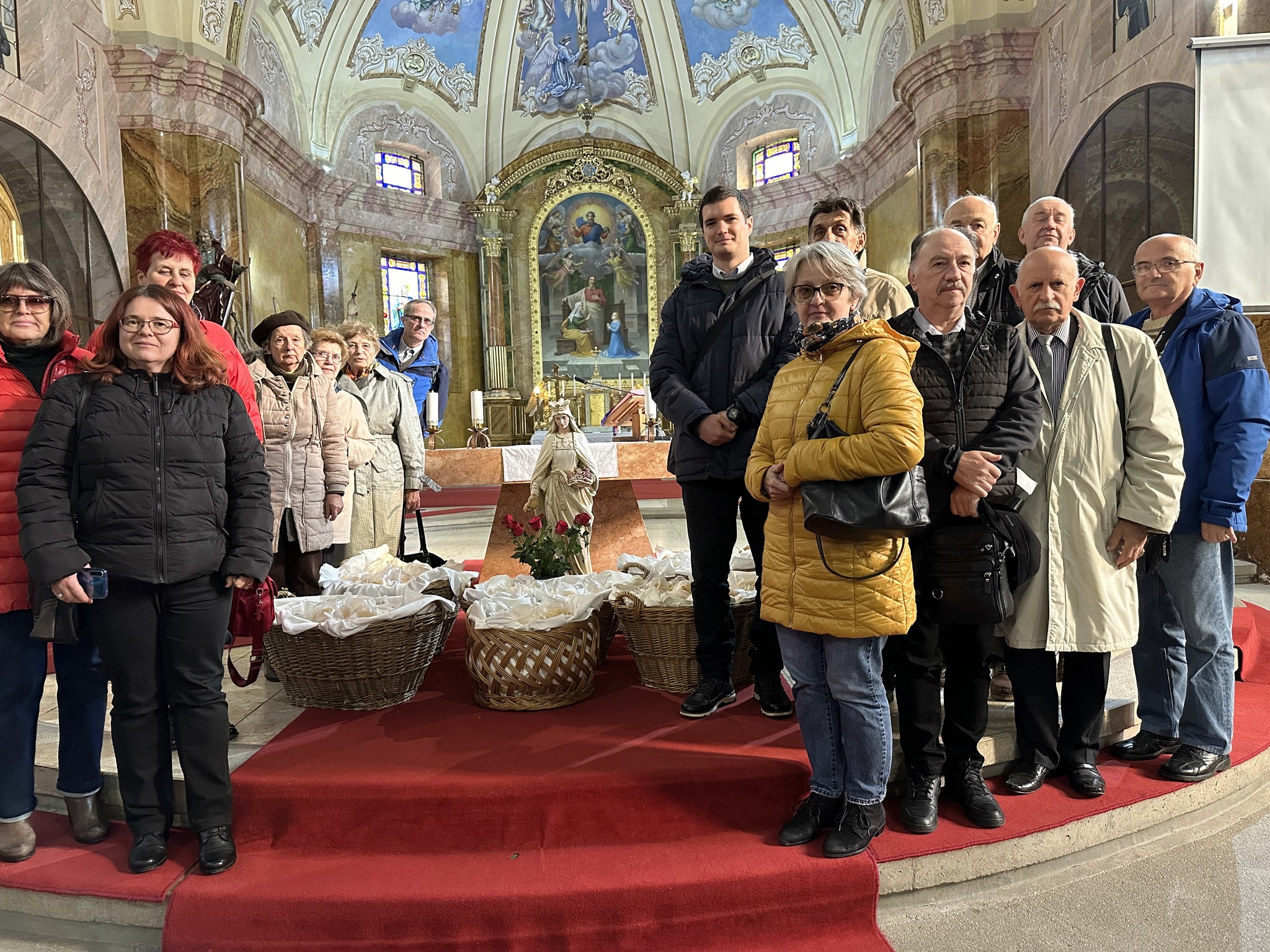 Szabadka és környékéről érkezett Keresztény Értelmiségiek Körének delegációja